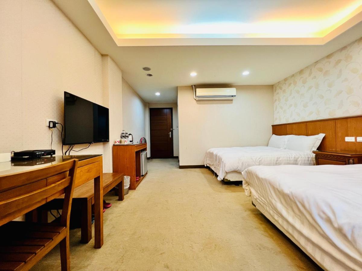 Mucha Boutique Hotel Yilan Buitenkant foto
